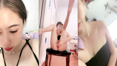 [동양야동] 왕눈이 왕홍 동생!한줄기 깨끗한 분혈!얼굴을 가린 채 소품을 위로하고, 엉덩이를 치켜들고, 구멍을 뚫고 잡아당기며, 다리를 벌리고 거울을 향해 [쇼츠야동,섹트야동,국산야동,혼딸야동]