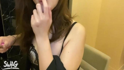 [동양야동] 최신 대만 SWAG 힙업 피트니스 캐스터 ＇킨키야시＇ 팬 대전 음탕 캐스터 블랙 실크 펀칭 속옷 일품 힙업 후입 [쇼츠야동,섹트야동,국산야동,혼딸야동]