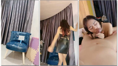 [동양야동] 다리 섹시 언니!무릎을 꿇고 머리를 누르며 끼어들어!말솜씨가 일품이라, 주동적으로 말을 타고 자리를 잡고 갉아먹으며, 목을 껴안았다. [쇼츠야동,섹트야동,국산야동,혼딸야동]
