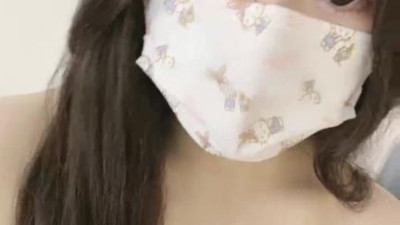 [동양야동] 발육이 아주 좋은 소녀, 몸매와 젖꼭지, 스타킹의 유혹, 늑대와 함께 소란스럽게 젖을 비비며 자기 위안하기, 신음소리 내기, 놓치지 않기 [쇼츠야동,섹트야동,국산야동,혼딸야동]