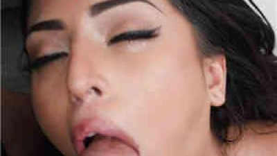 [서양야동] POVLife-Sophia Leone [쇼츠야동,섹트야동,국산야동,혼딸야동]